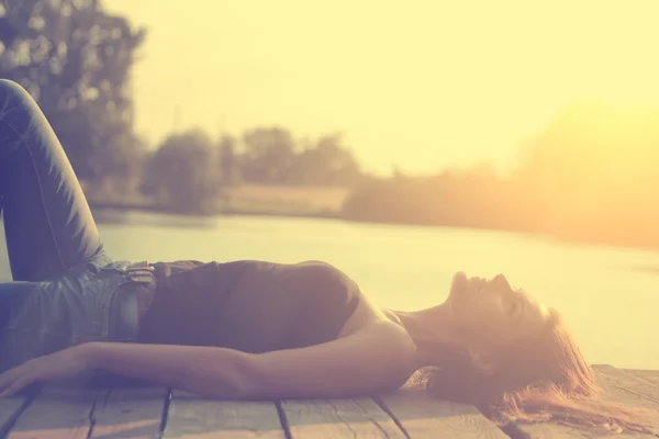 Que signifie le repos divin du 7è jour ?